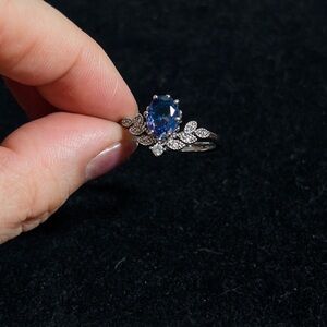 💖5 for $25😻 Adjustable Silver and Blue Gemstone Ring